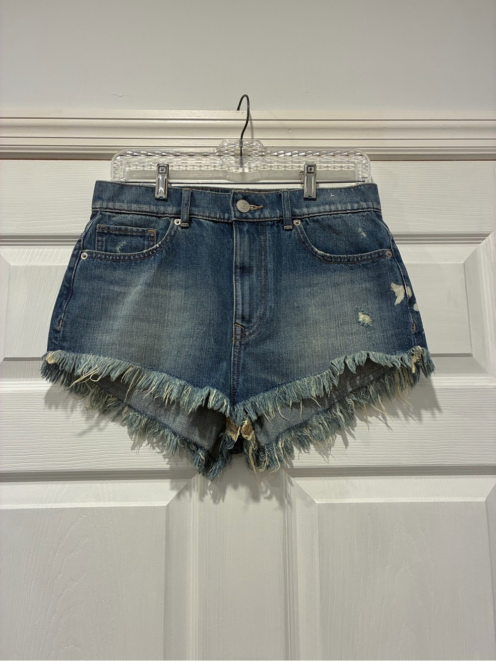 Express Cheeky Denim Shorts Size 6 Distressed Raw Hem Festival Summer 👙